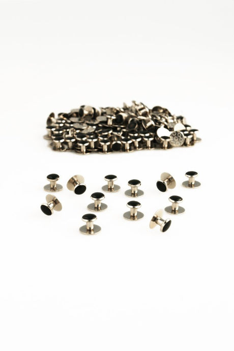 Cardi Black & Silver Studs (144 pieces)